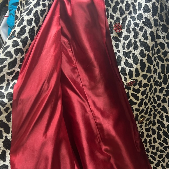 3 Sisters coat - Picture 2 of 2